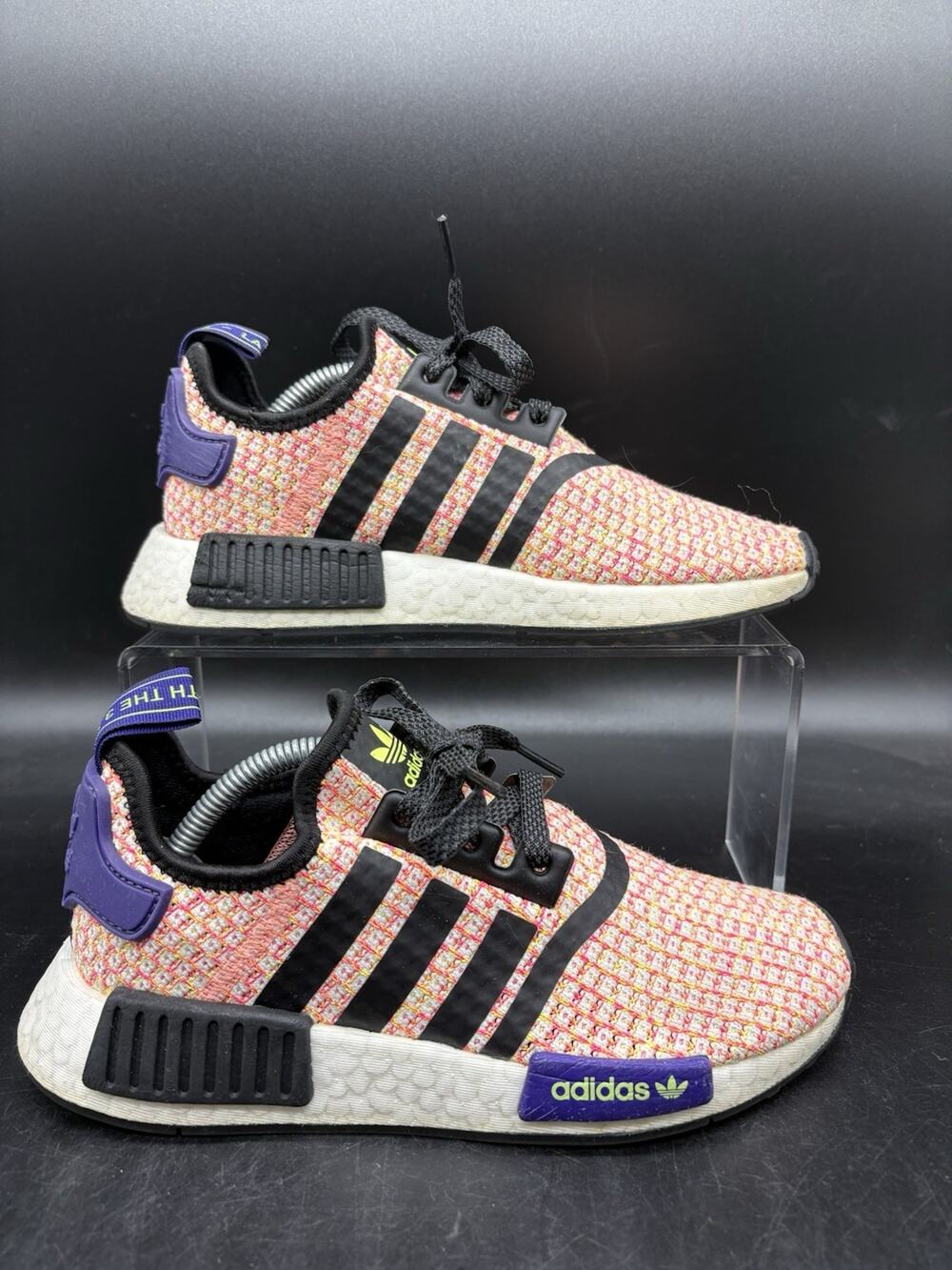 Adidas NMD R1 Sneaker Shoe Youth Size 4.5 EE4402